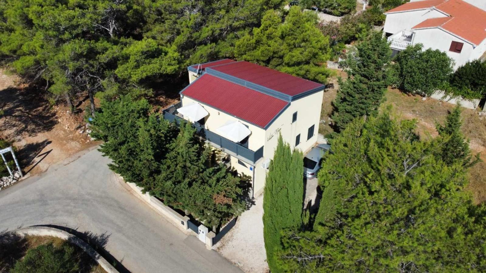 Villa Niva Vir Exteriör bild