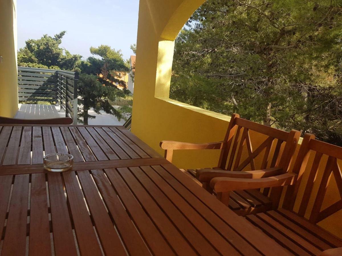 Villa Niva Vir Exteriör bild